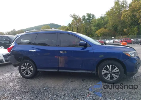 2017 Nissan Pathfinder Sv z USA, uszkodzony, nr VIN 5N1DR2MM4HC901264